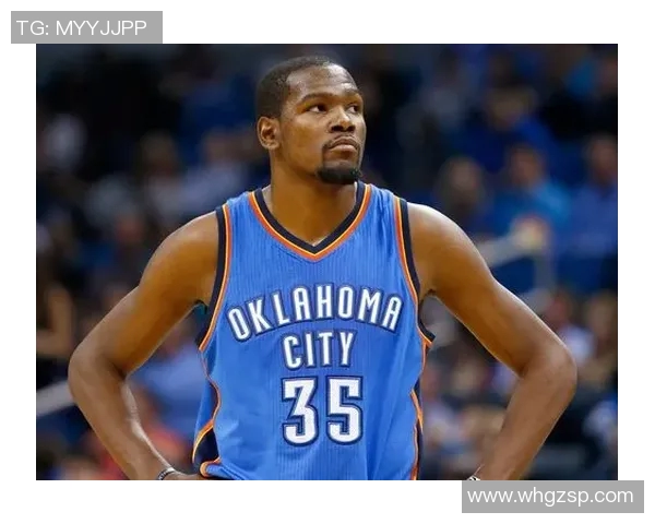 足球明星翻广告牌引发热议背后的商业价值与体育精神碰撞