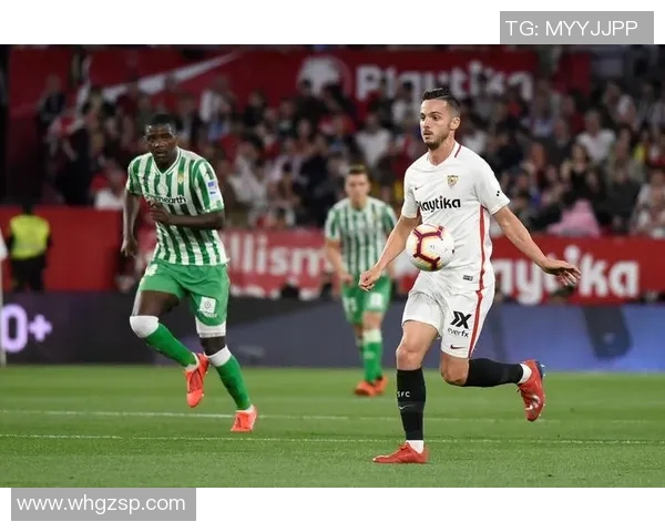 足球明星时尚穿搭大揭秘让你领略球场外的魅力风采